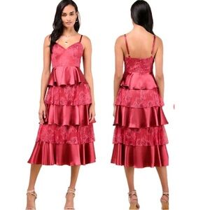 Lulus NWT Tiered Satin & Lace Midi Dress – Dusty Rose Pink – Size M